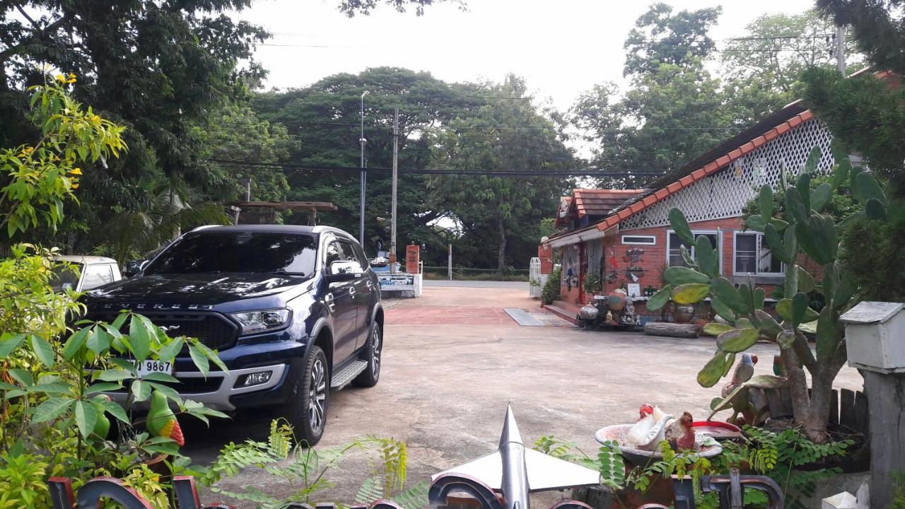 Scenic Riverside Resort Kamphaeng Phet Zewnętrze zdjęcie