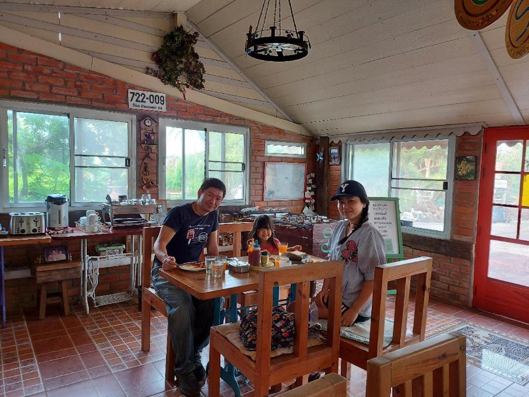 Scenic Riverside Resort Kamphaeng Phet Zewnętrze zdjęcie